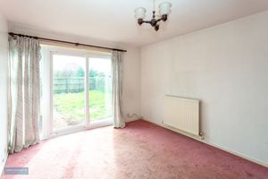 Sitting Room- click for photo gallery